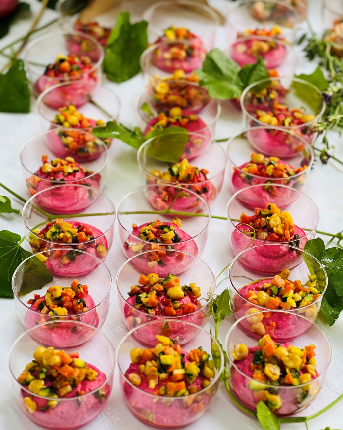 verrine mousse de betterave, brunoise de légumes